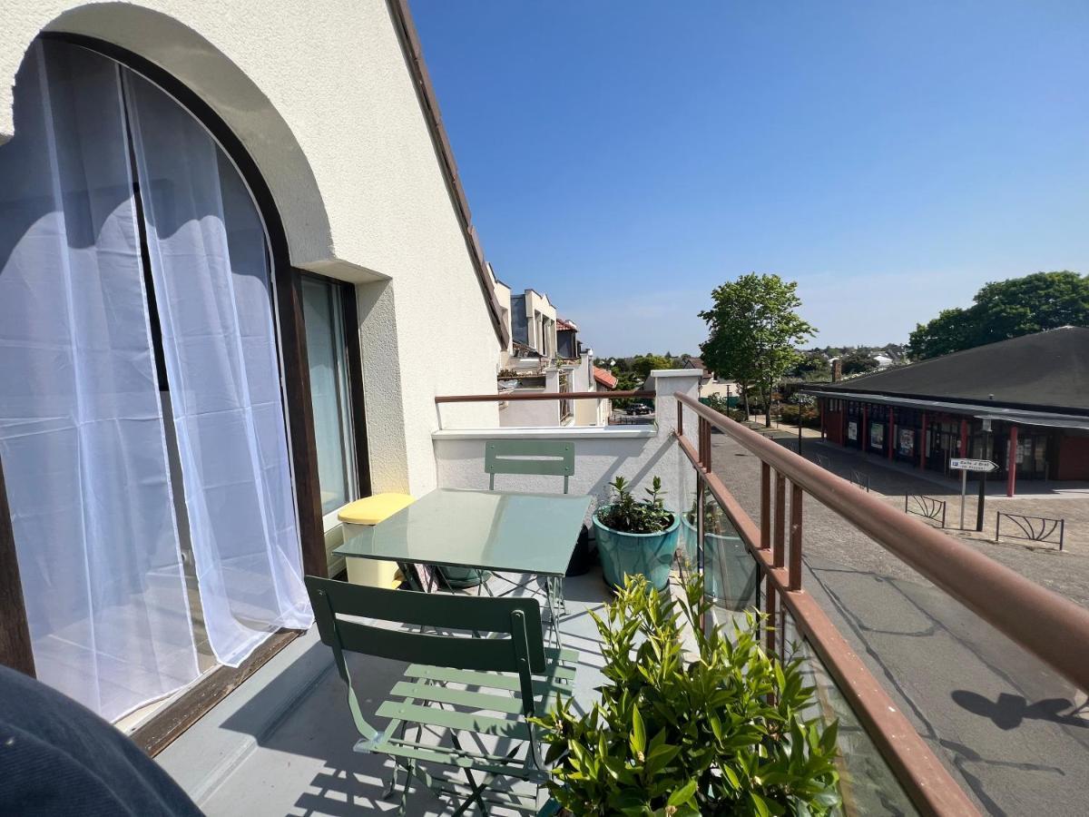 Cosysmartstudio Montigny-le-Bretonneux Exterior foto